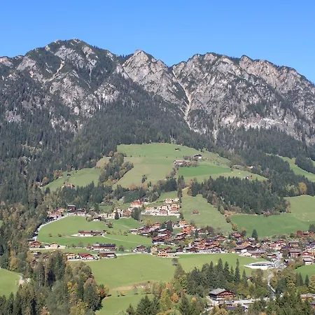 Gasthuis Gaestehaus Woell Alpbach