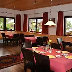 Gaestehaus Woell Гостевой дом Альпбах