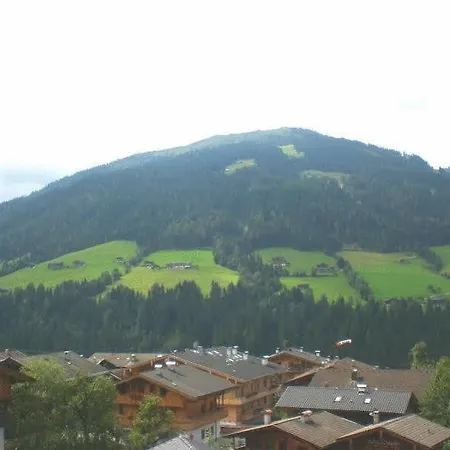 Gaestehaus Woell * Alpbach