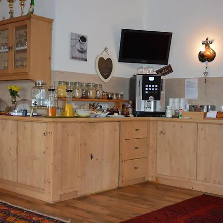 Гостевой дом Gaestehaus Woell Альпбах